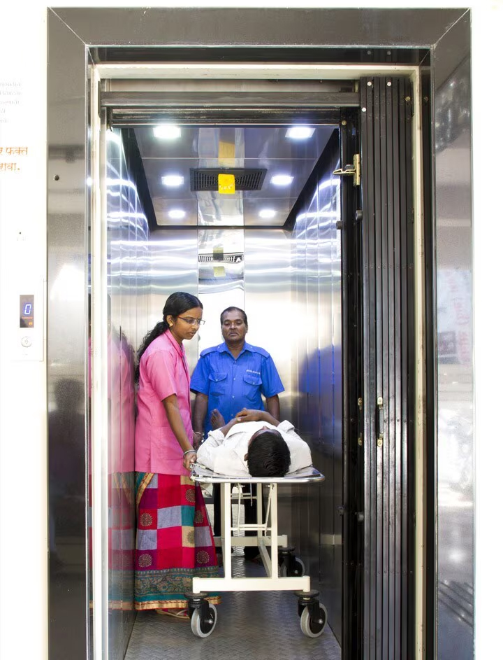 Hospital Lift